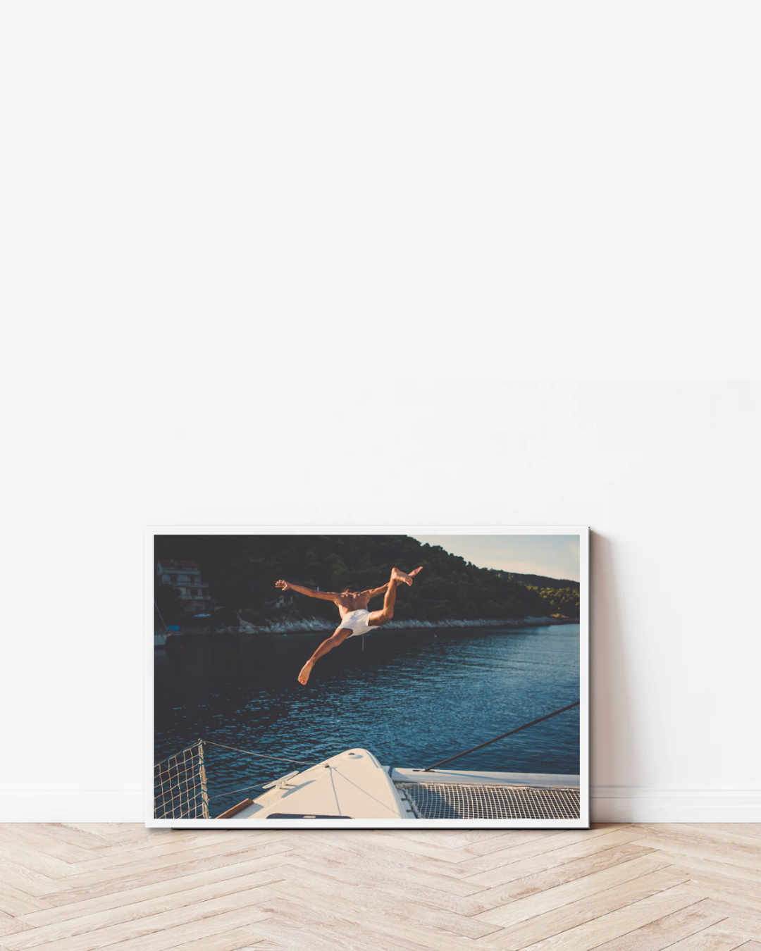 Freefall Riviera – Kunstprint mit mediterranem Flair