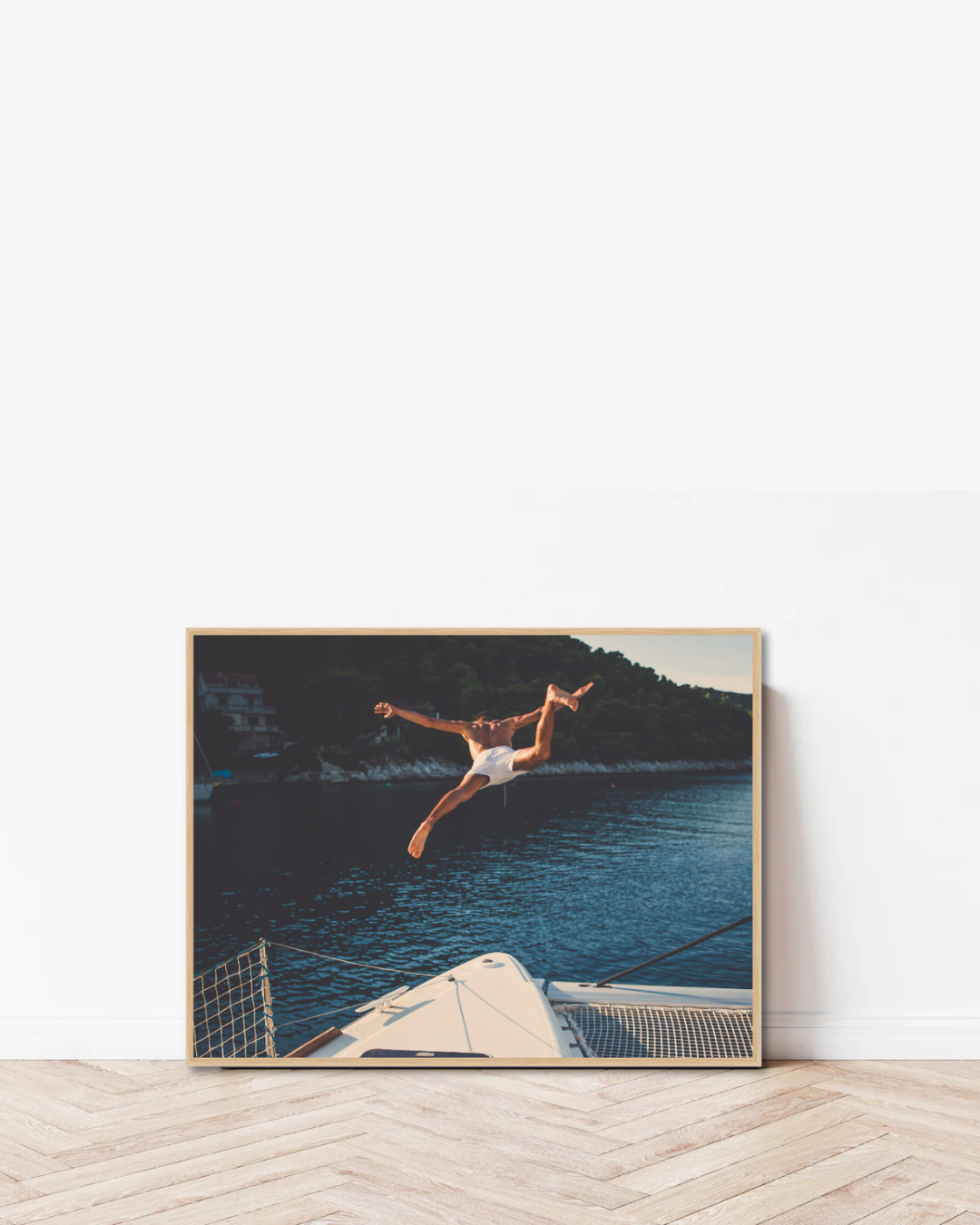 Freefall Riviera – Kunstprint mit mediterranem Flair